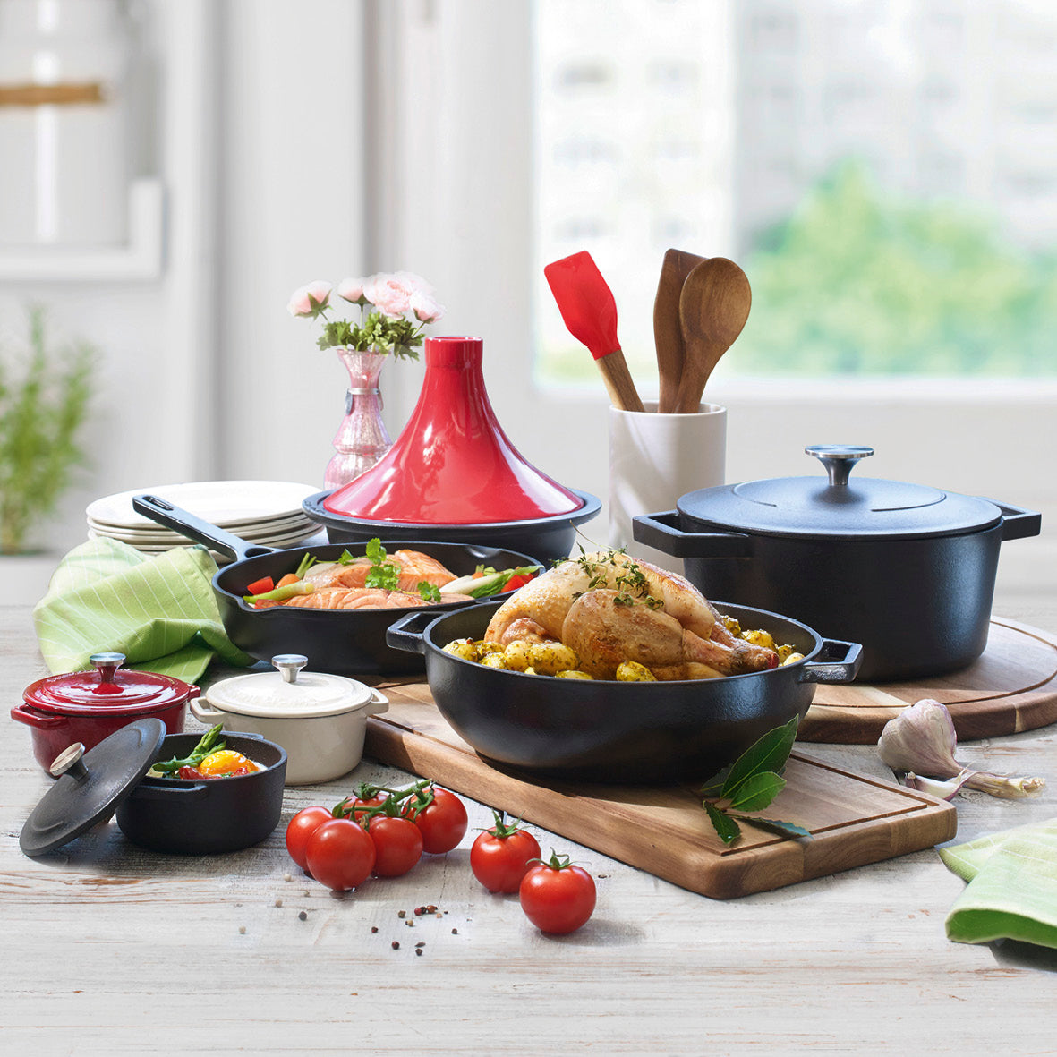 Cast iron pot 28cm Black – Groupe Brandt (Qulinart)