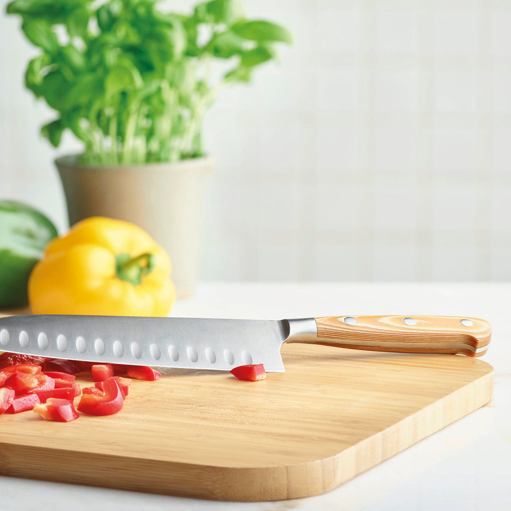 Set with knife block and 11 stainless steel knives : paring knife, 2 steak knives, vegetable knife, boning knife, carving knife, fish/meat filleting knife, santoku knife, cleaver, chef knife, pizza knife