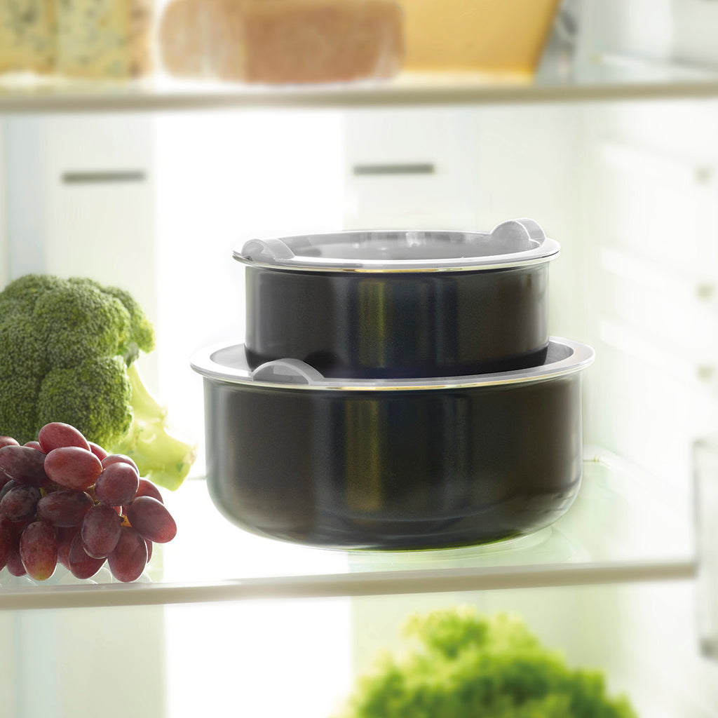Set of 3 sauce pans with removable handle