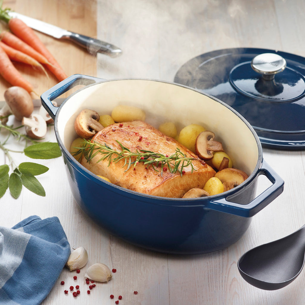 Cast iron round casserole - Blue