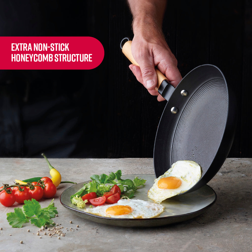 Honeycomb cast iron frypan - Red