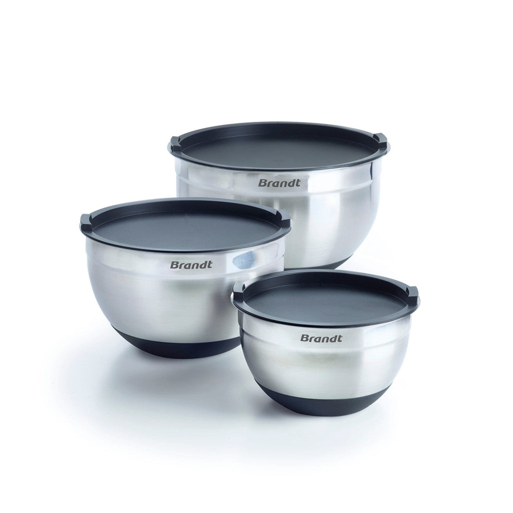 Set of 3 stainless steel mixing bowls with lid