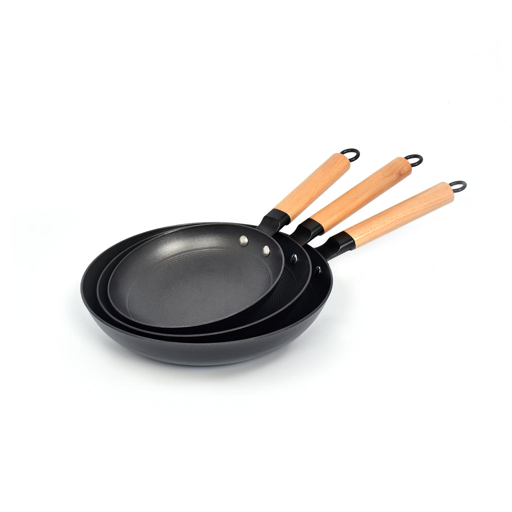 Qulinart cast iron lightweight skillet with non-stick honeycomb structure - 20, 24 or 28 cm Set 20 24 28 cm