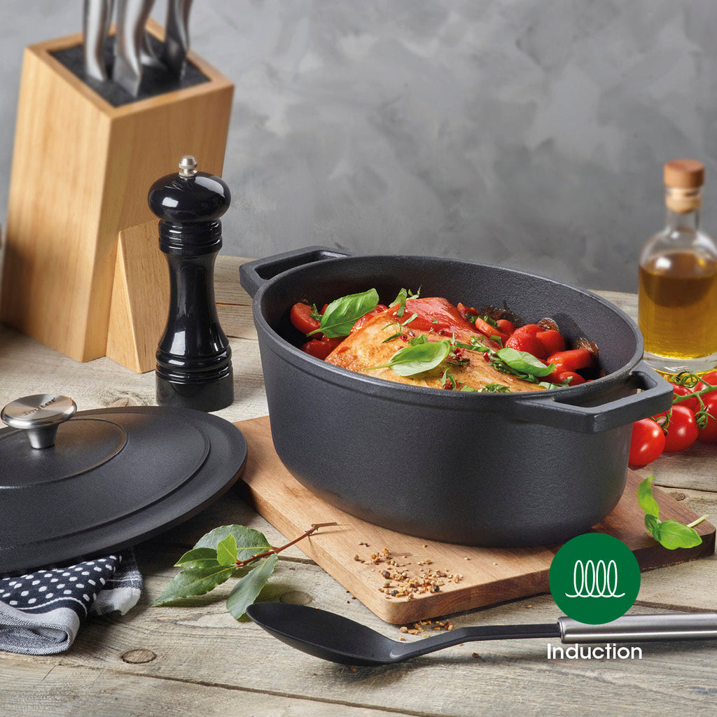 Cast iron oval casserole - Matt green